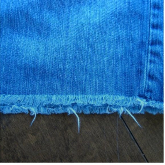 Y2K Denim Jean Mini Skirt Denim Distressed Frayed Raw Hem Size 6 - Picture 4 of 8